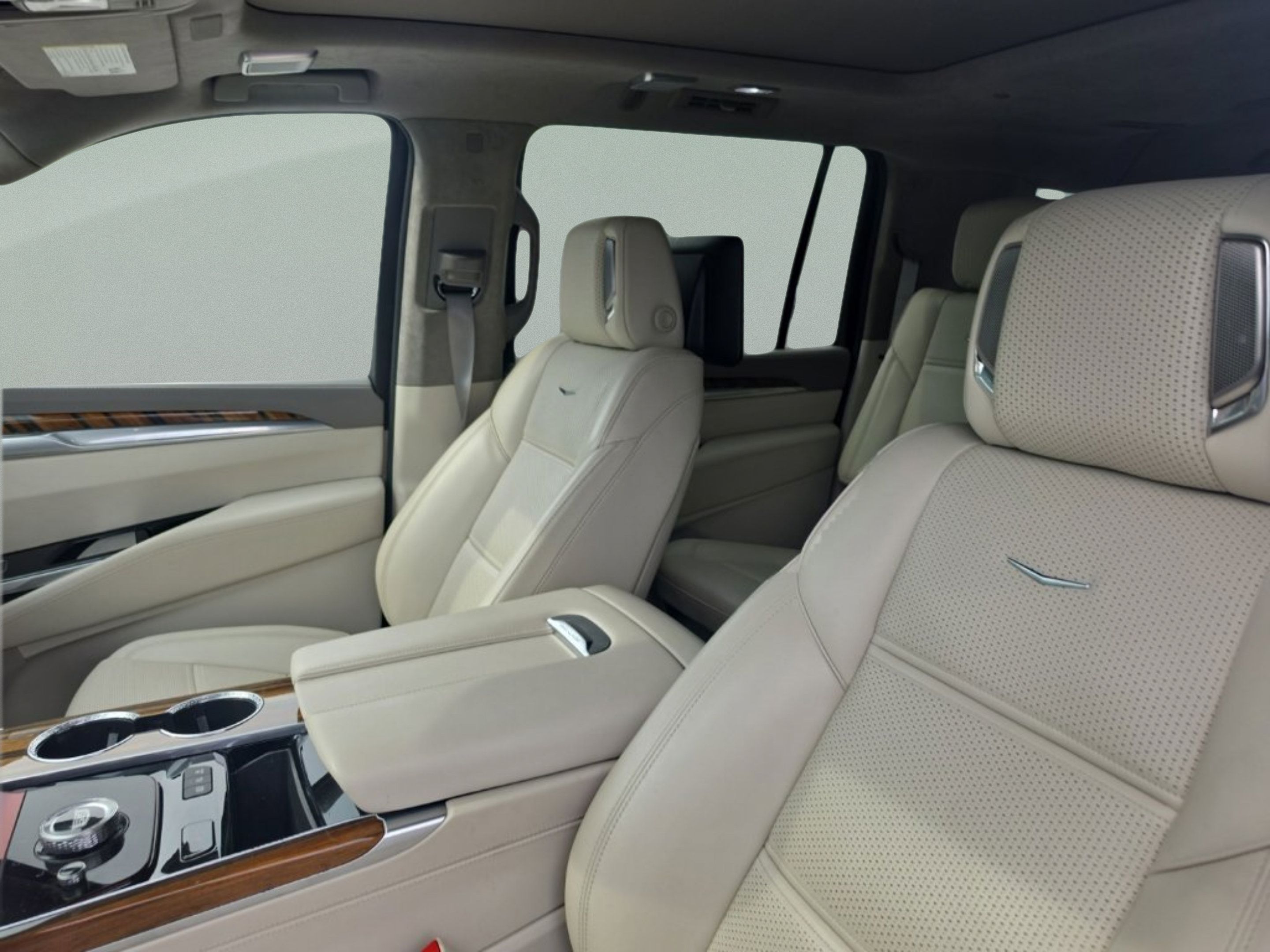 Used 2025 Cadillac Escalade ESV Sport Platinum AWD/4WD image 25