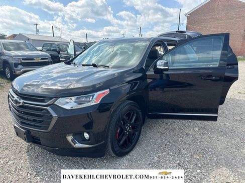 Used 2020 Chevrolet Traverse Premier w/ Redline Edition AWD/4WD image 10