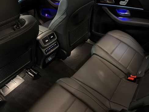 New 2026 Mercedes-Benz GLS 450 4MATIC image 11