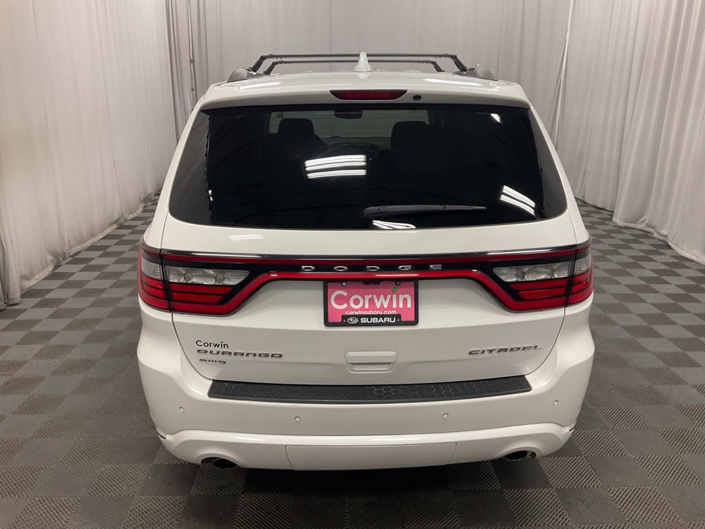 Used 2017 Dodge Durango Citadel w/ Premium Entertainment Group AWD/4WD image 5