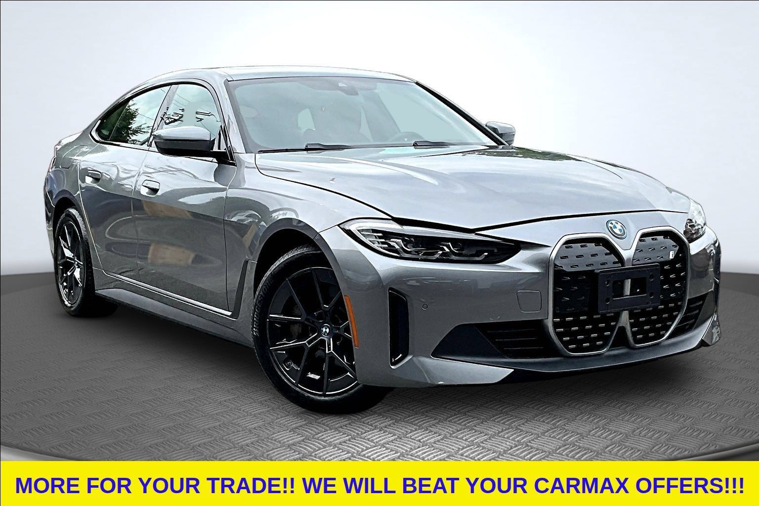 Used 2023 BMW i4 eDrive40 w/ Premium Package RWD image 2