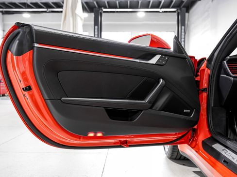 Used 2022 Porsche 911 Carrera image 31