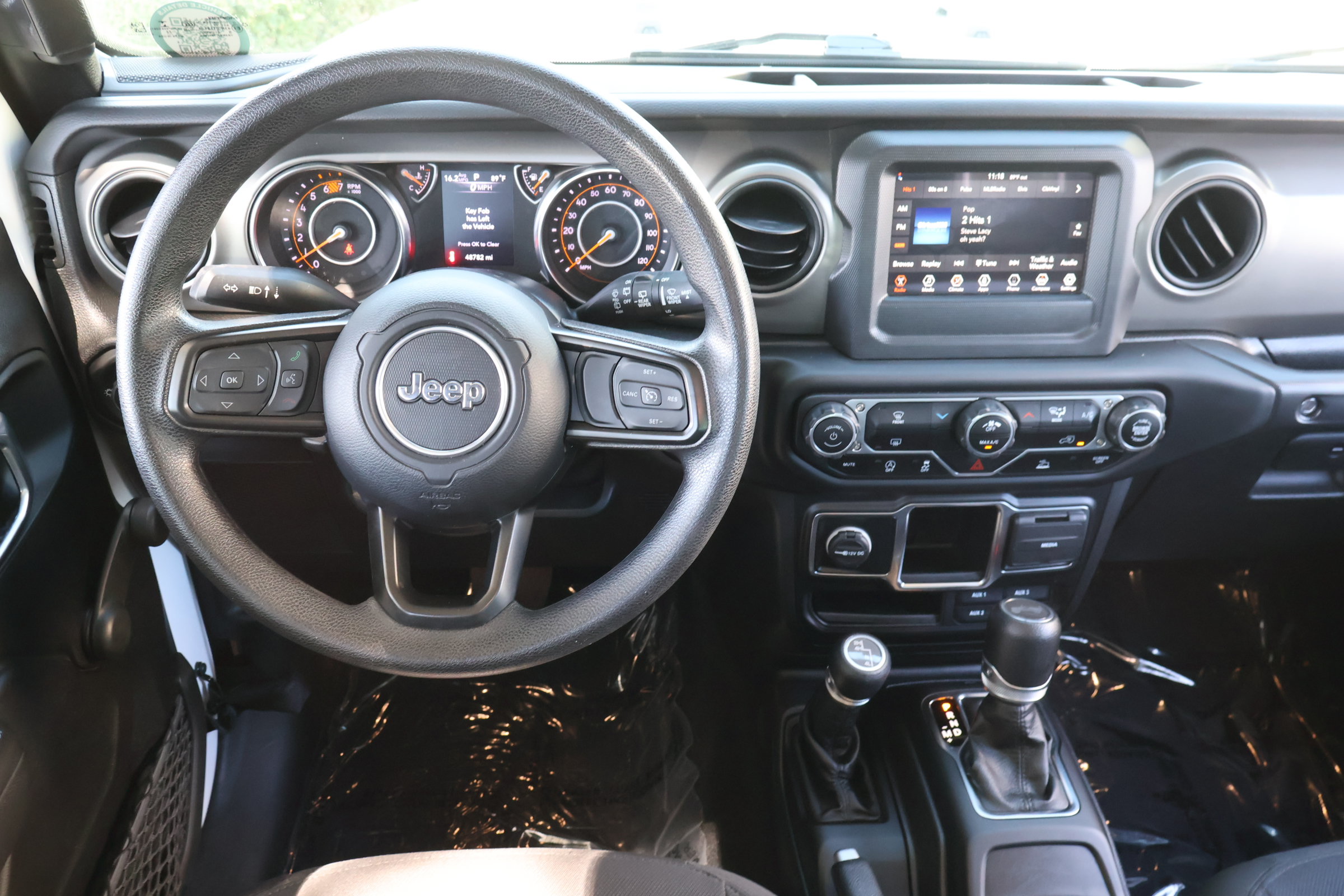Used 2022 Jeep Wrangler Unlimited Sport AWD/4WD image 14