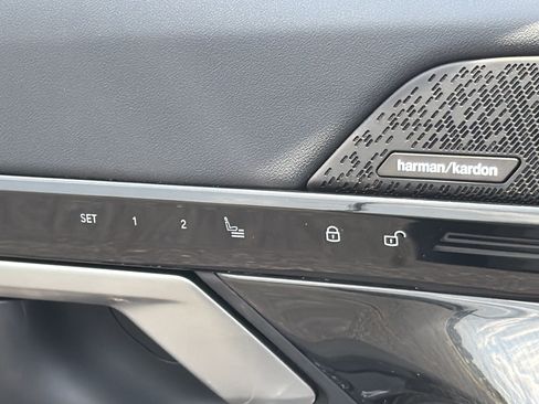 Used 2026 BMW 530i xDrive AWD/4WD image 14