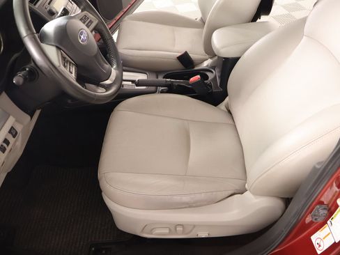 Used 2015 Subaru Forester 2.5i Limited w/ Popular Package #2 AWD/4WD image 11