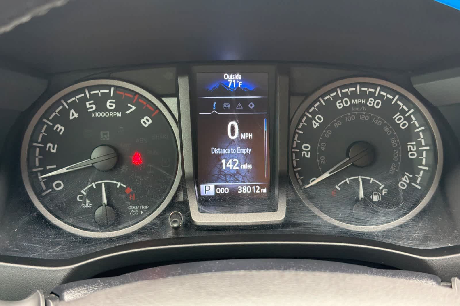 Used 2022 Toyota Tacoma TRD Off-Road AWD/4WD image 26