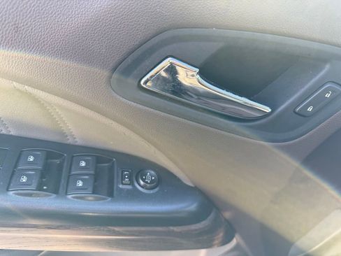 Used 2021 GMC Canyon Denali image 11