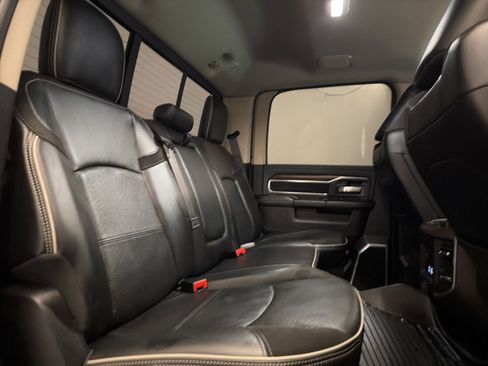 Used 2022 RAM 3500 Laramie w/ Max Tow Package AWD/4WD image 29
