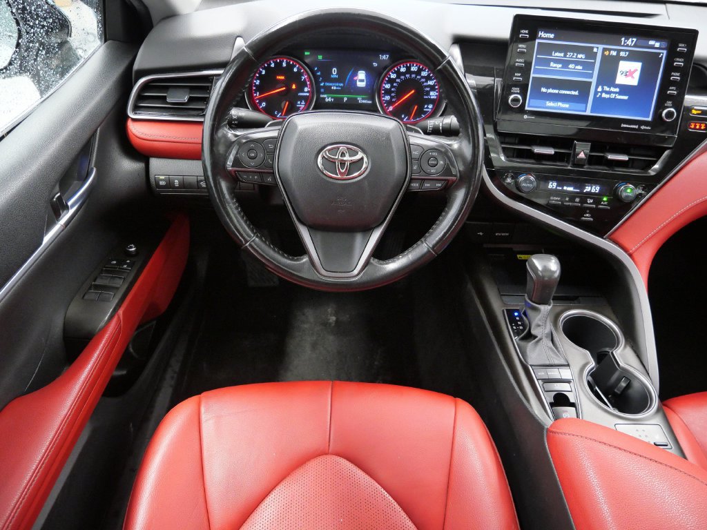 Used 2023 Toyota Camry XSE FWD image 16