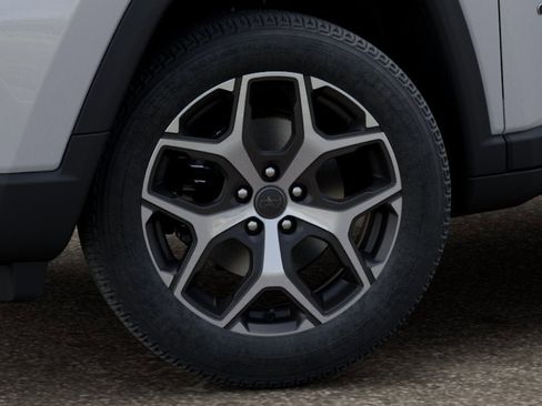 New 2026 Jeep Compass Limited AWD/4WD image 4