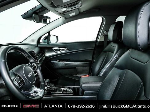 Used 2024 Kia Sportage EX FWD image 5
