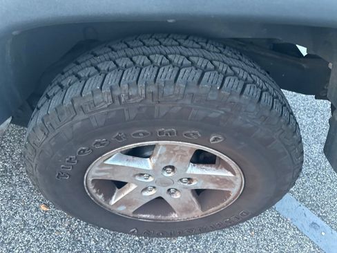 Used 2018 Jeep Wrangler Unlimited Sport S AWD/4WD image 7