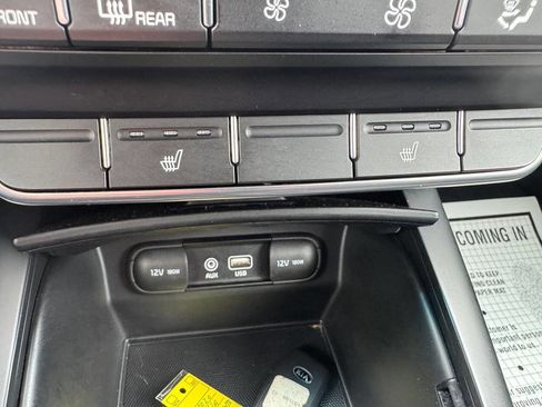 Used 2020 Kia Sorento S AWD/4WD image 13