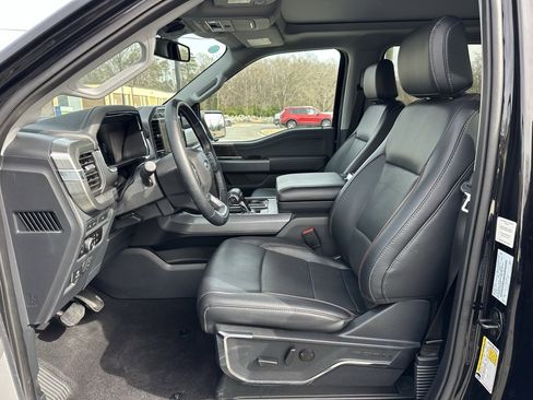 Used 2023 Ford F150 Lariat w/ Max Trailer Tow Package image 15