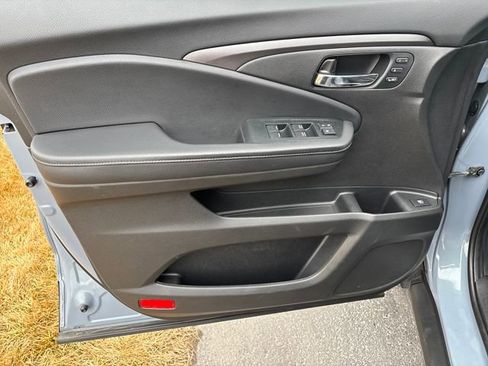 Certified 2022 Honda Ridgeline RTL image 12