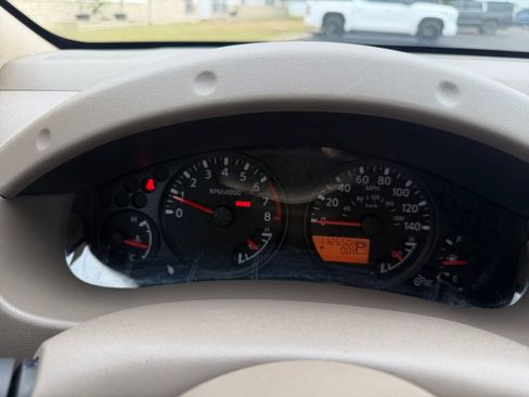 Used 2018 Nissan Frontier SV RWD image 14