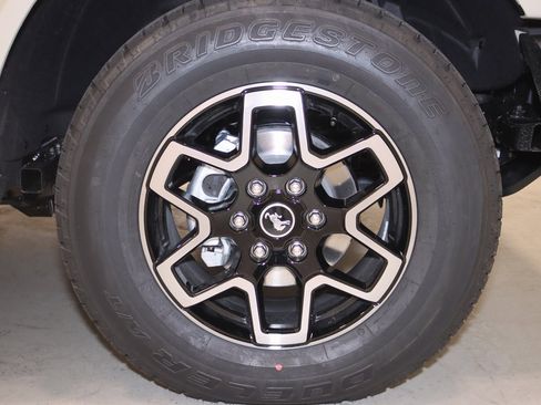 New 2025 Ford Bronco Outer Banks image 33