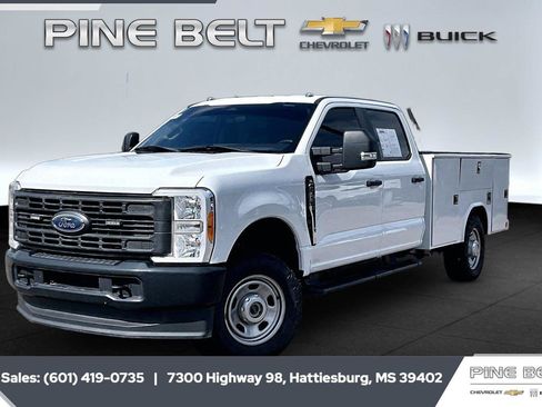 Used 2023 Ford F350 XL AWD/4WD image 11