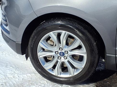 Used 2022 Ford Edge Titanium AWD/4WD image 16