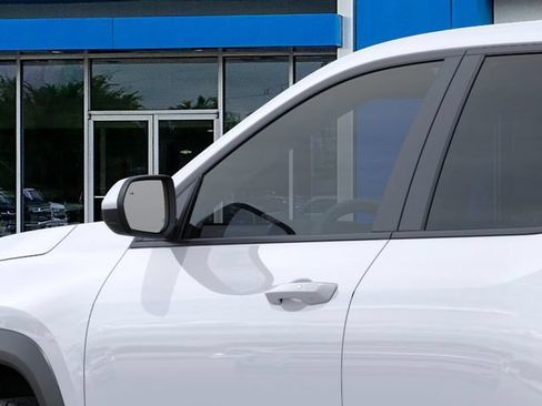 New 2026 Chevrolet Equinox LT FWD image 12