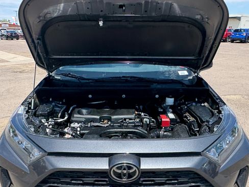Used 2021 Toyota RAV4 LE w/ Carpet Mat Package (TMS) FWD image 20