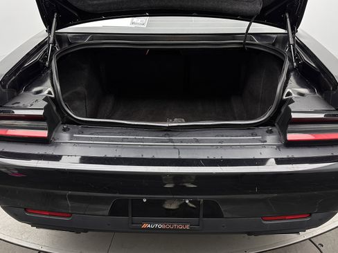 Used 2017 Dodge Challenger R/T Plus image 21