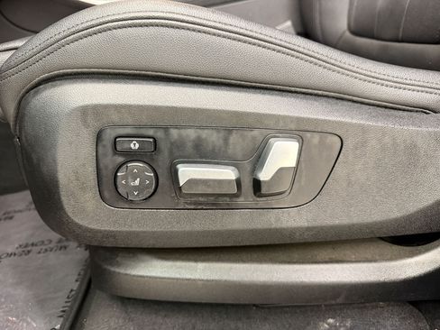 Used 2020 BMW X5 sDrive40i w/ Convenience Package RWD image 16