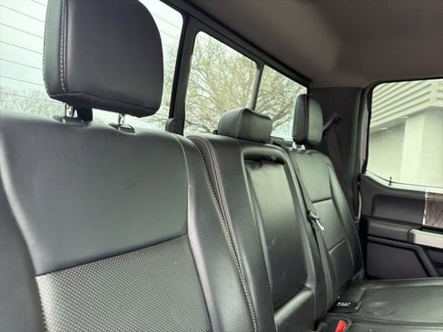 Used 2019 Ford F350 Lariat image 16