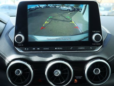 Used 2025 Nissan Sentra SV image 48