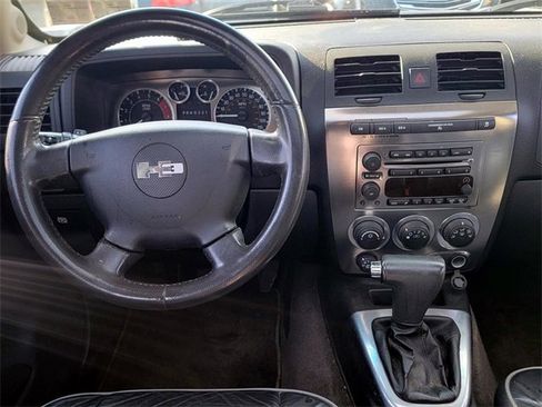 Used 2008 HUMMER H3 Luxury image 15