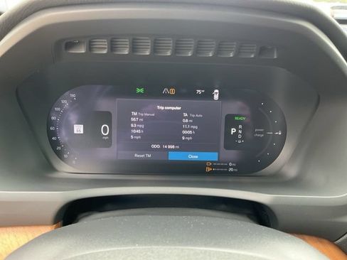 Certified 2024 Volvo XC90 T8 Plus w/ Protection Package Premier AWD/4WD image 14