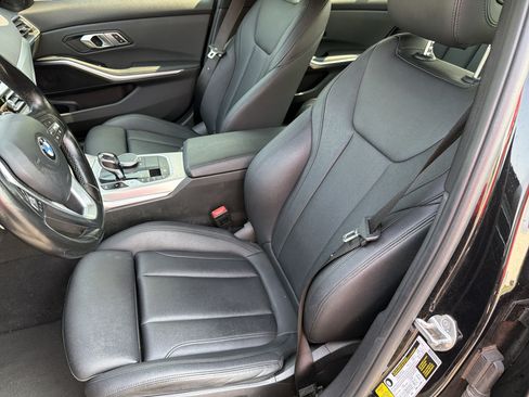 Used 2021 BMW 330i Sedan RWD image 17