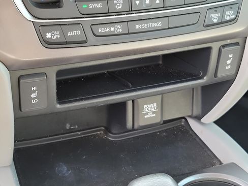 Used 2017 Honda Ridgeline RTL image 9