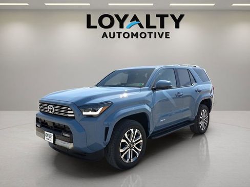 Used 2025 Toyota 4Runner Limited image 1
