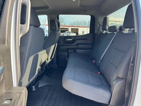 Used 2020 Chevrolet Silverado 1500 W/T w/ WT Convenience Package AWD/4WD image 16