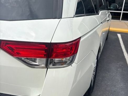 Used 2015 Honda Odyssey EX-L image 34