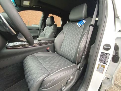 Used 2025 Genesis GV70 3.5T Sport w/ Sport Prestige Package AWD/4WD image 20