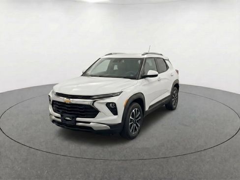 Used 2024 Chevrolet TrailBlazer LT FWD image 34