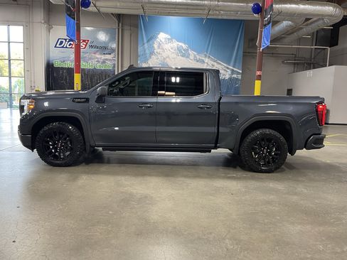 Used 2020 GMC Sierra 1500 Elevation w/ Elevation Value Package AWD/4WD image 2