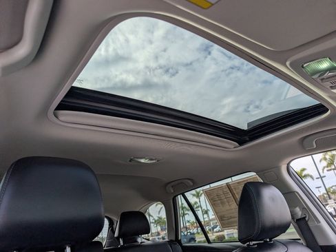 Used 2018 Subaru Outback 3.6R Limited image 3