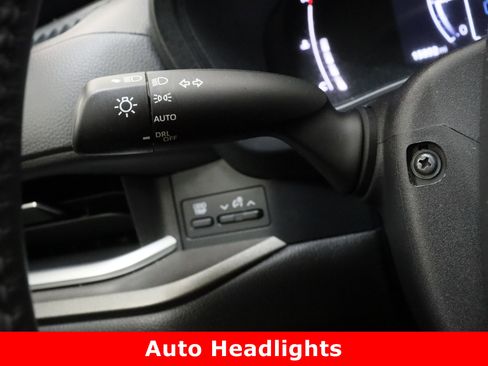 Certified 2025 Toyota Grand Highlander AWD image 26