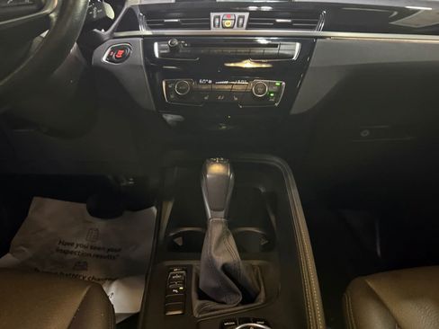 Used 2019 BMW X1 sDrive28i FWD image 17