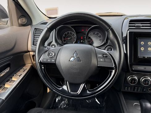 Used 2021 Mitsubishi Outlander Sport SE FWD image 13
