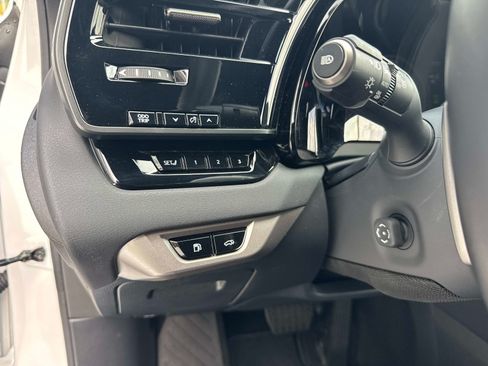 Certified 2024 Lexus RX 450h AWD w/ Convenience Package image 33