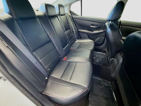 Used 2023 Nissan Sentra SR w/ SR Premium Package FWD image 14