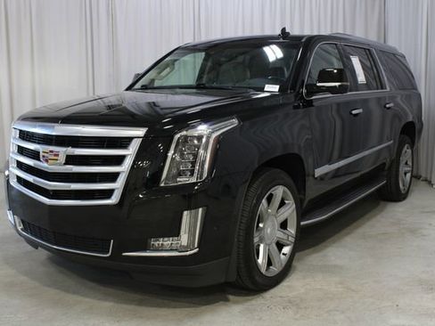 Used 2020 Cadillac Escalade ESV Luxury RWD image 37