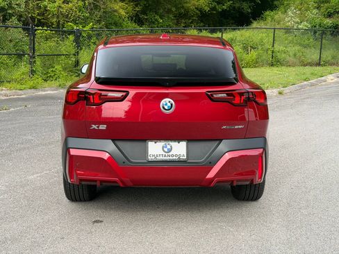 Used 2025 BMW X2 xDrive28i w/ Premium Package AWD/4WD image 10