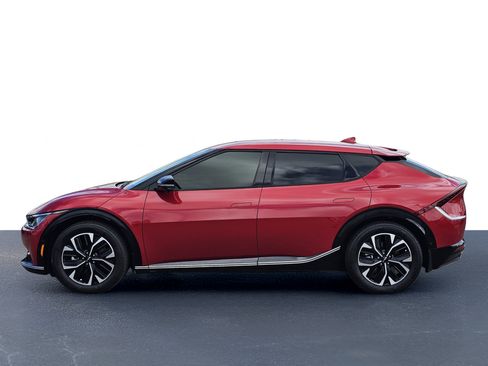 Used 2024 Kia EV6 Wind w/ Wind Technology Package AWD/4WD image 20