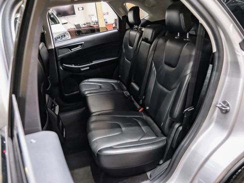 Used 2018 Ford Edge Titanium w/ Technology Package image 44