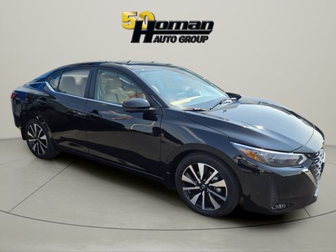 Used 2024 Nissan Sentra SV w/ SV Premium Package FWD image 7